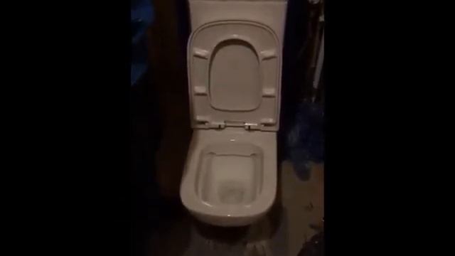 Унитаз подвесной БЕЗОБОДКОВЫЙ AM PM LIKE. смотреть онлайн