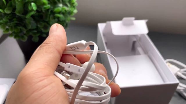 TCL 10L: ¡Con más de 4 cámaras! | Unboxing en español смотреть онлайн