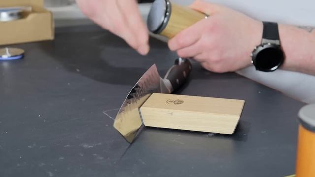Tumbler VS Horl 2 Knife Sharpeners | WHICH ONES BETTER? смотреть онлайн