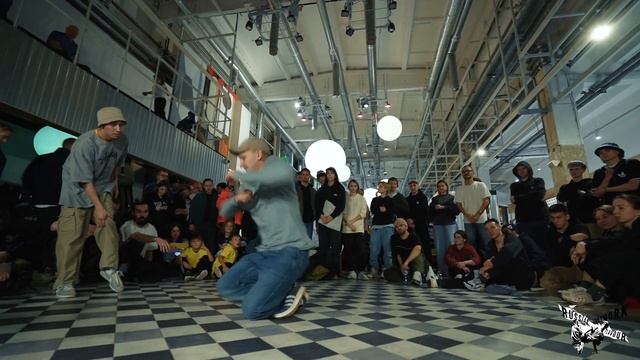Ruslan Footrocket vs Vint / TOP 8 Bboys / RUSSIAN FOOTWORK FLAVOUR смотреть онлайн