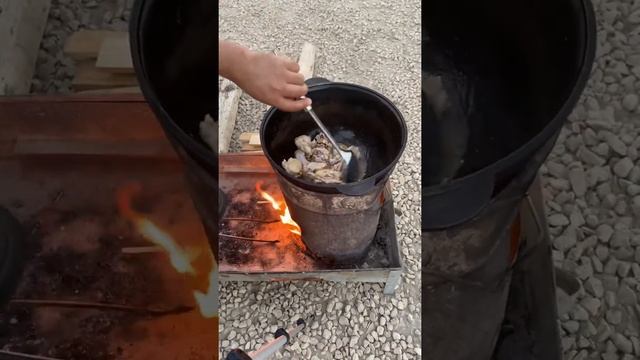 АСМР. Дымляма из простых ингредиентов. Готовим на костре в столице Саудовской Аравии городе Эр-Рияд смотреть онлайн