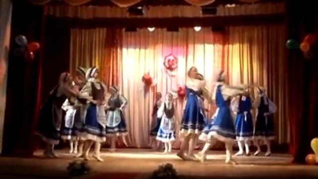 Леухина Л Н образцовый коллектив народного танца ЗАДОРИНКИ смотреть онлайн