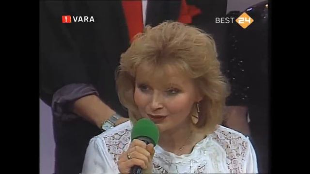 Bennie Jolink + Normaal - @ Afscheidsconcert Zangeres Zonder Naam (VARA, 1987) смотреть онлайн