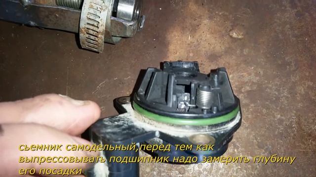меняю щетки на моторчике актуатора тойота королла,робот смотреть онлайн