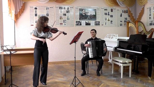Р. Хенли, Ч. Паркер. "Индиана Донна Ли" смотреть онлайн