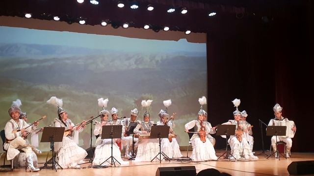 Love for Kazakhstan from Busan, Korea. Национальный ансамбль Казахстана. 검은 말(черный конь) смотреть онлайн