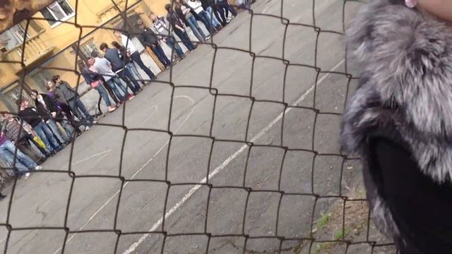 пожарный звонок в 17 школе города донецка УКРАИНА смотреть онлайн