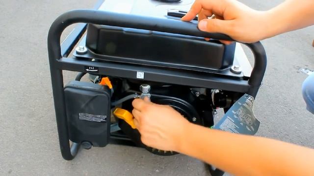 Обзор бензинового генератора Hyundai HHY 3000FE смотреть онлайн