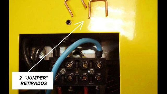 MUDANÇA DE VOLTAGEM - ESAB - BANTAM 250 смотреть онлайн