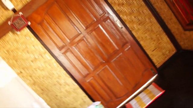 Обзор пальмового домика в Азии смотреть онлайн