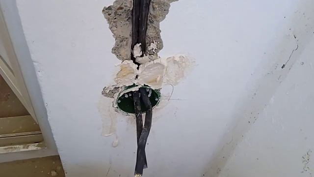 Как установить подрозетник? Как вмазать подрозетник? смотреть онлайн