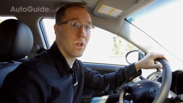 2011 Kia Sportage Review - it might win awards for most improved, but that's about it смотреть онлайн