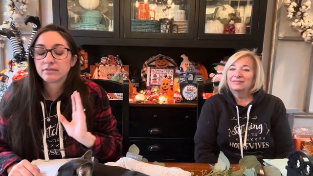 Flosstube#322:Priscilla & Chelsea-The Real Housewives Of Cross Stitch