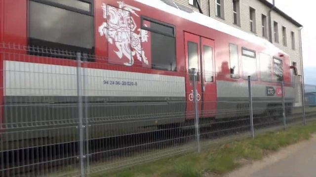Грузовые и Пассажирские поезда в Литве || BR ТЭ109, 2М62К-0600, 2ТЭ116 и многое другое смотреть онлайн