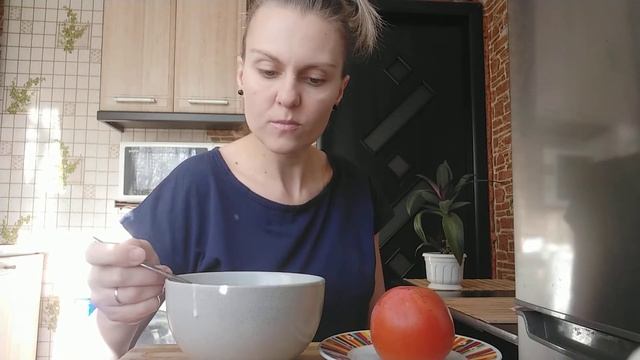 МУКБАНГ | Банан ?с йогуртом ?,хурма .