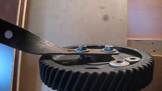 Снятие шестерни распредвала ЗМЗ-402 (быстрый и простой способ) смотреть онлайн
