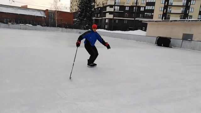 Движение не отрывая ног ото льда смотреть онлайн