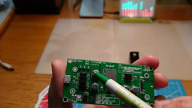 Китайский DIY UPS (бесперебойник) для Wi-Fi роутера pt.1 смотреть онлайн