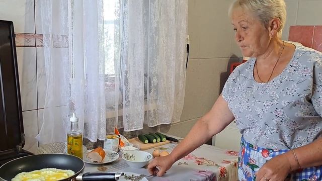 Салат Нежность с курицей смотреть онлайн
