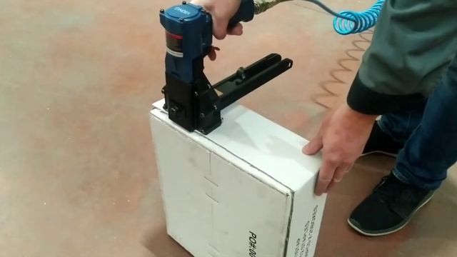 Пневматический степлер PA/15-18. Как работает пневматический степлер. смотреть онлайн