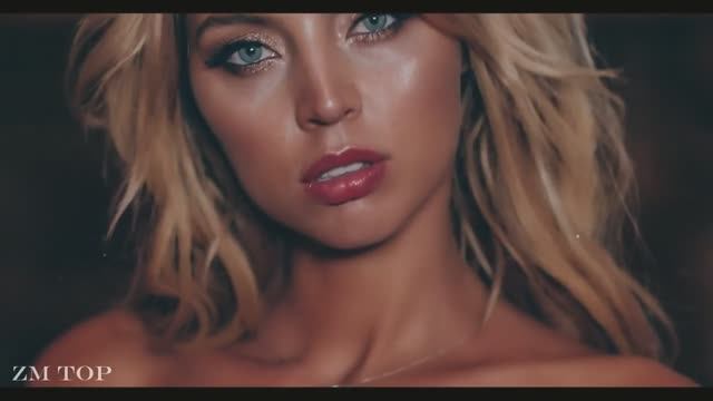 Arthur Distone - So Late