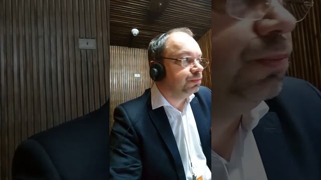 Андрей Куст, синхронный перевод смотреть онлайн