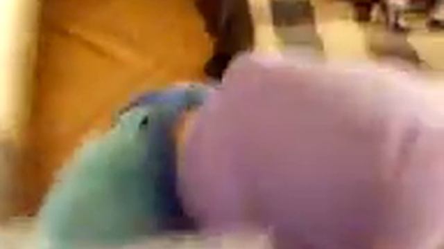 Дети рубятся в Doom по-настоящему! смотреть онлайн