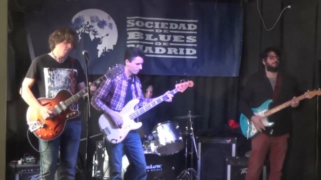 The Jumping Cats y José Luis Pardo - One Room Country Shack смотреть онлайн