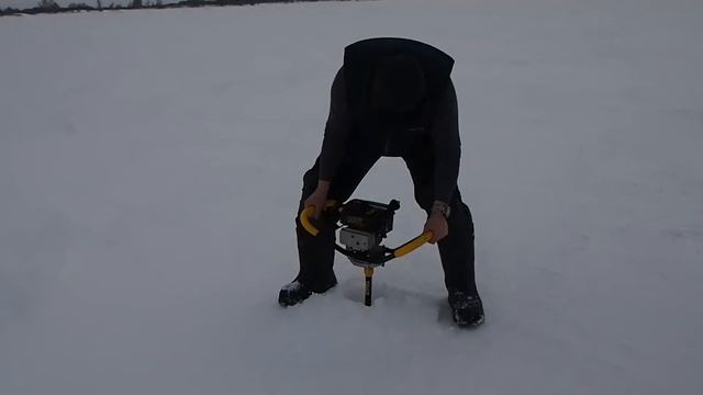 Поездка в Сев.Казахстан, сверления, толстый лед, конец марта смотреть онлайн