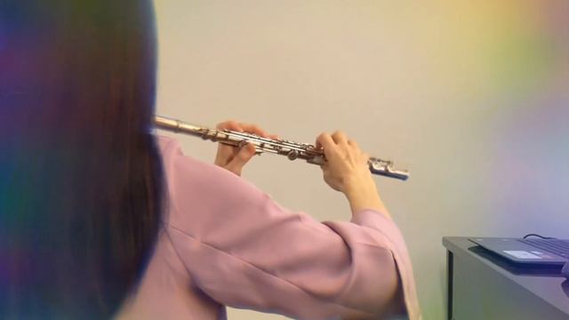 独り言で語るくらいなら/STU48【フルートで演奏してみた】『サンタ・カンパニー ～真夏のメリークリスマス～』主題歌 смотреть онлайн