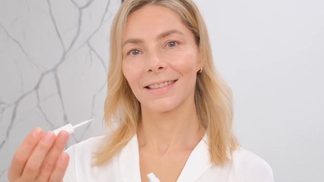 Сыворотка для роста ресниц Careprost смотреть онлайн