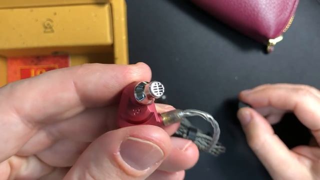 Campfire Audio IO - Silent Unboxing смотреть онлайн