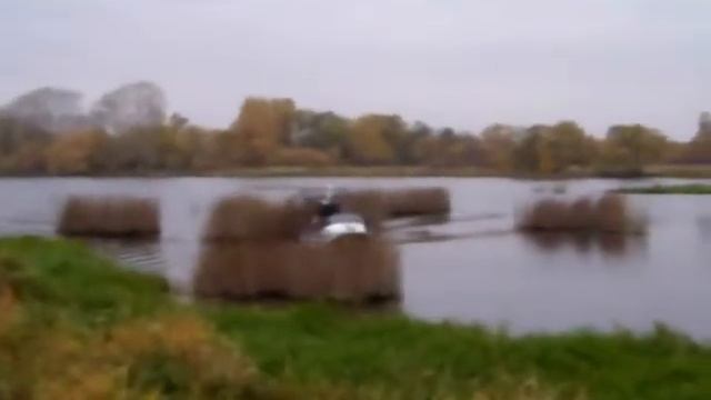 Аэроглиссер заезд на берег. Aerospeedboat arrival on coast смотреть онлайн