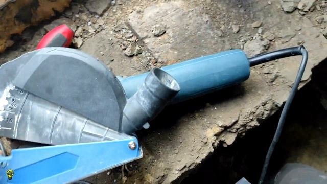 Обзор кожуха для болгарки КЗВ-125С. Из болгарки в штроборез, вариант 2. смотреть онлайн