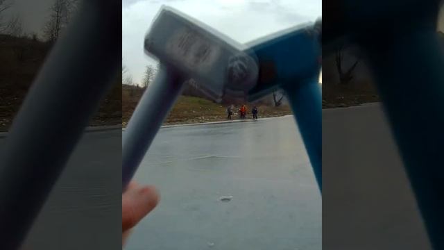 Бурим Тонкий Лёд - Зимняя Рыбалка || Drill Thin Ice On IceFishing