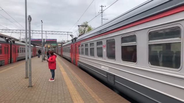 ЭД4М-0321 и ЭД4М-0304 На станции Чухлинка смотреть онлайн