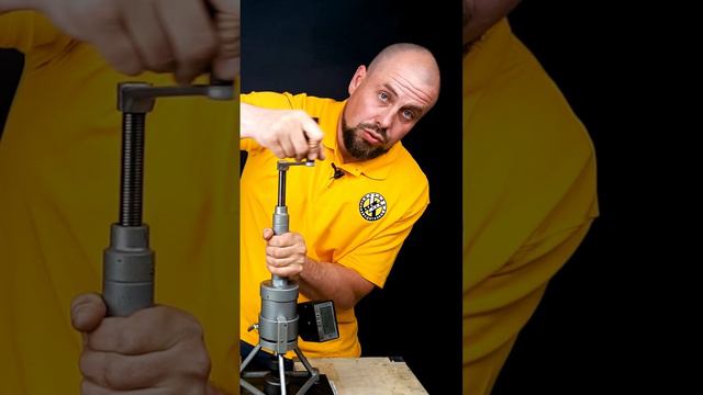 Ваш бортпроводник в мир крепежа мировых производителей смотреть онлайн