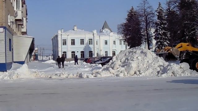 У Прокофьева-танец "железных рыцарей"... смотреть онлайн