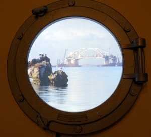 Декоративный иллюминатор