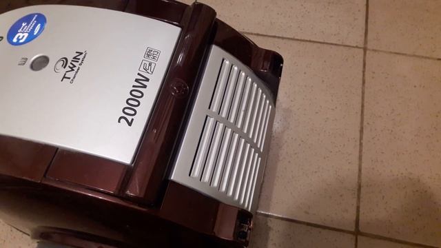 Как почистить контейнерный пылесос? смотреть онлайн