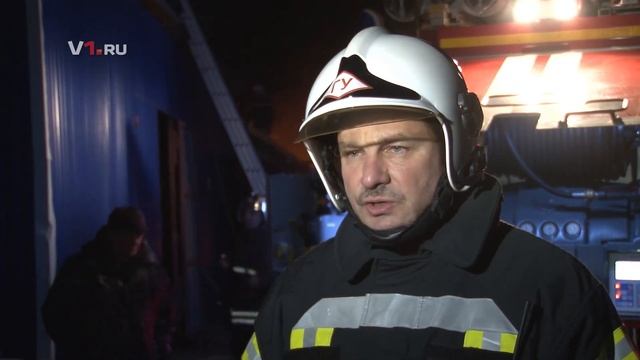 Тушение пожара на складах смотреть онлайн