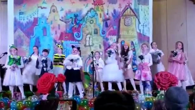 "Волшебная страна-Ах!" Хоровой ансамбль рук.Борисова Л., Концертмейстер Панина И. смотреть онлайн