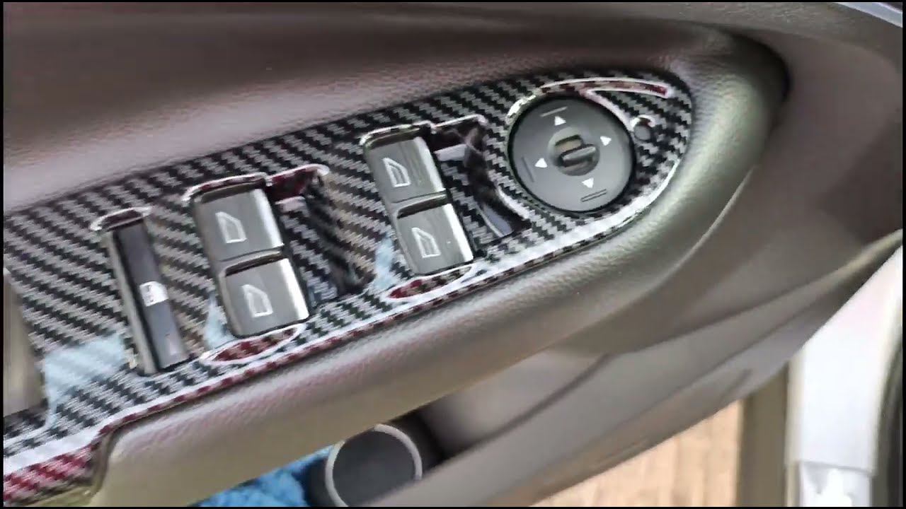 форд куга 2 накладки ручек дверей (карбон)