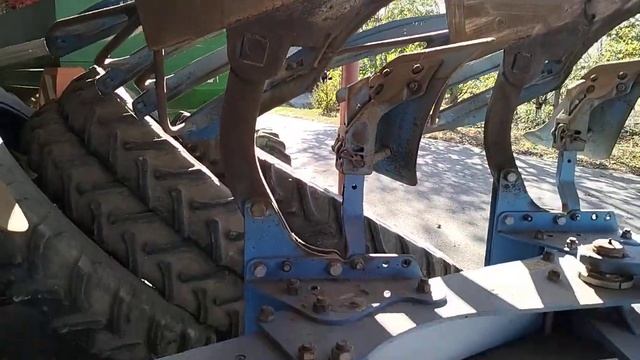 Оборотный полунавесной плуг LEMKEN Juwel 8 4+1 N 90, 2010 экспресс обзор от Михаила Рудеева смотреть онлайн