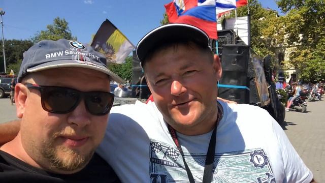 Встреча с подписчиком Олегом в Севастополе на площади Нахимова смотреть онлайн