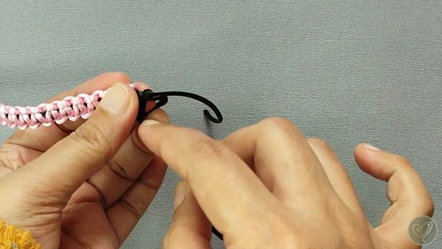 DIY Macrame Bracelet Square Knot | Macrame Bracelets Tutorial For Beginners смотреть онлайн