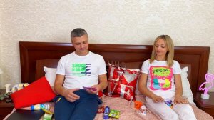 24 часа в КРОВАТИ с ПАРНЕМ Челлендж 💖 Трейдимся ВКУСНЯШКАМИ / НЮСЯ ТВ