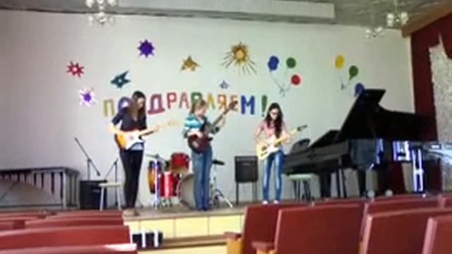 Красный Мерседес