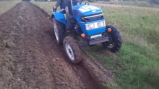 Плуг двохкорпусний для міні-трактора Синтай 244 (double-hulled Plow For Minitractors Xingtai)