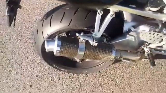 Honda CBR 929 rr brutal sound смотреть онлайн